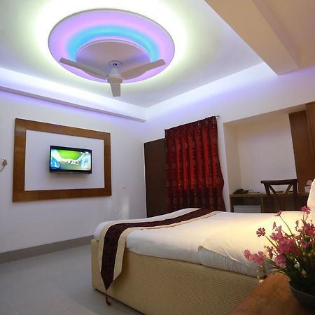 Nagar Valley Hotel Ltd. ธากา ภายนอก รูปภาพ