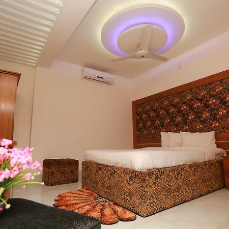 Nagar Valley Hotel Ltd. ธากา ภายนอก รูปภาพ