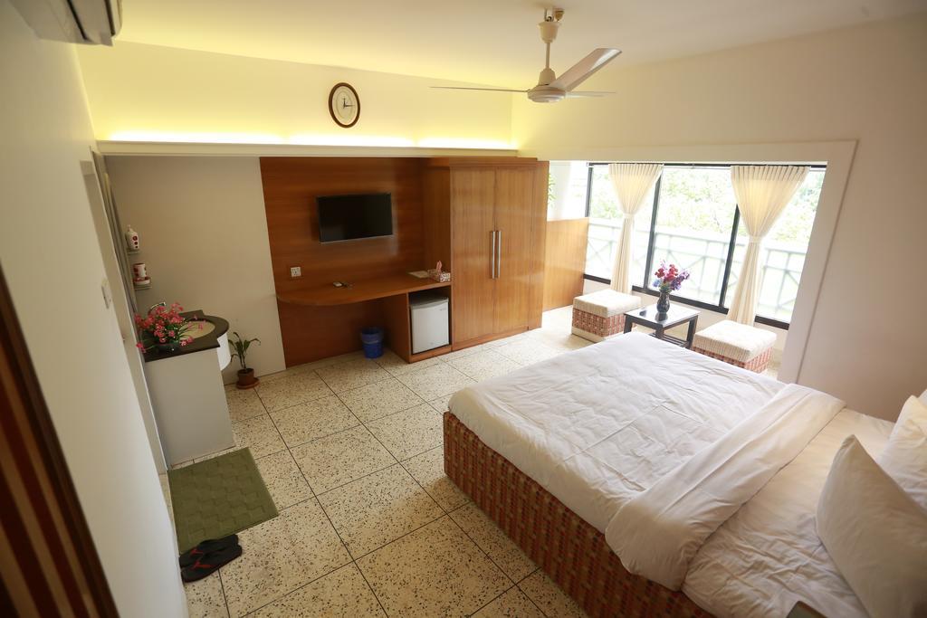 Nagar Valley Hotel Ltd. ธากา ภายนอก รูปภาพ