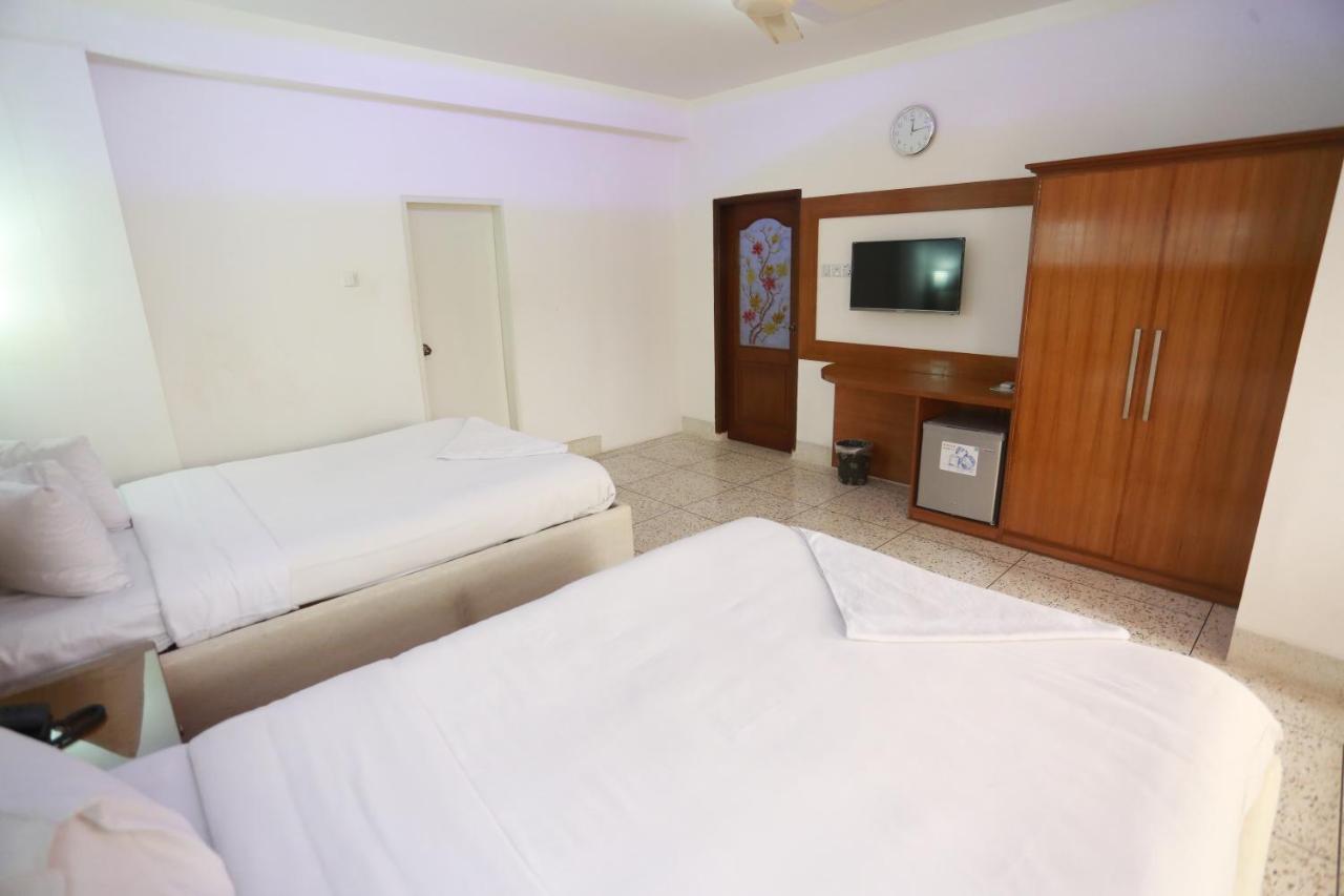 Nagar Valley Hotel Ltd. ธากา ภายนอก รูปภาพ