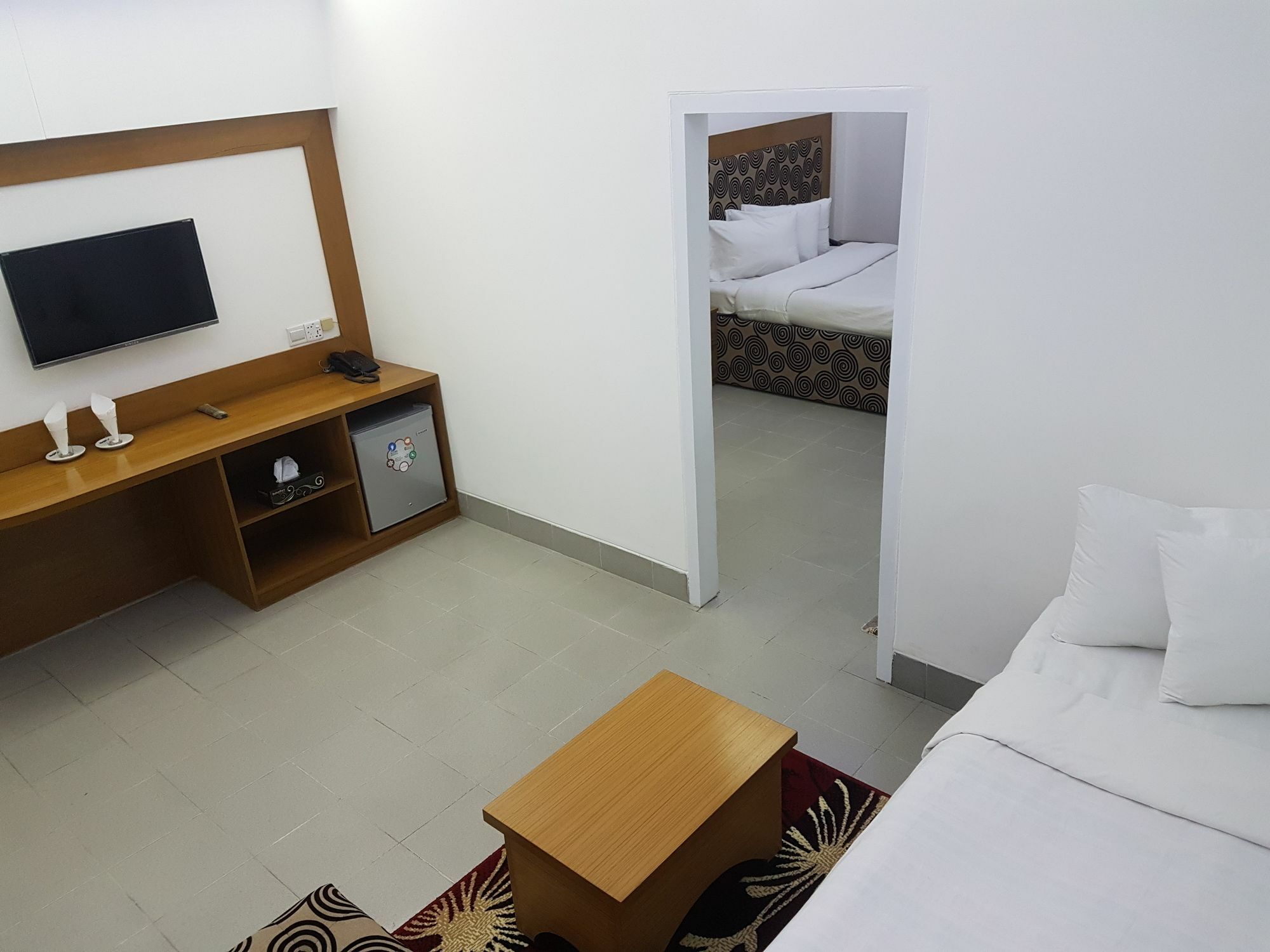 Nagar Valley Hotel Ltd. ธากา ภายนอก รูปภาพ