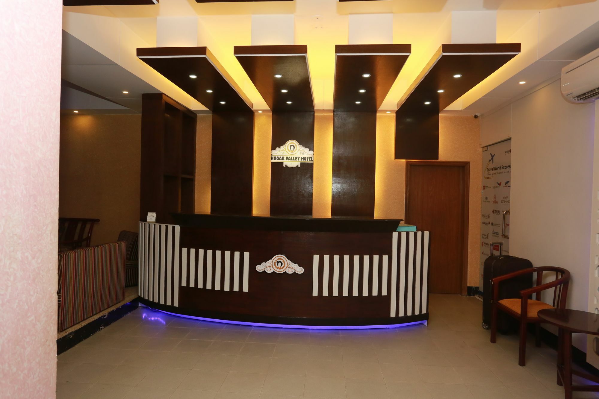 Nagar Valley Hotel Ltd. ธากา ภายนอก รูปภาพ